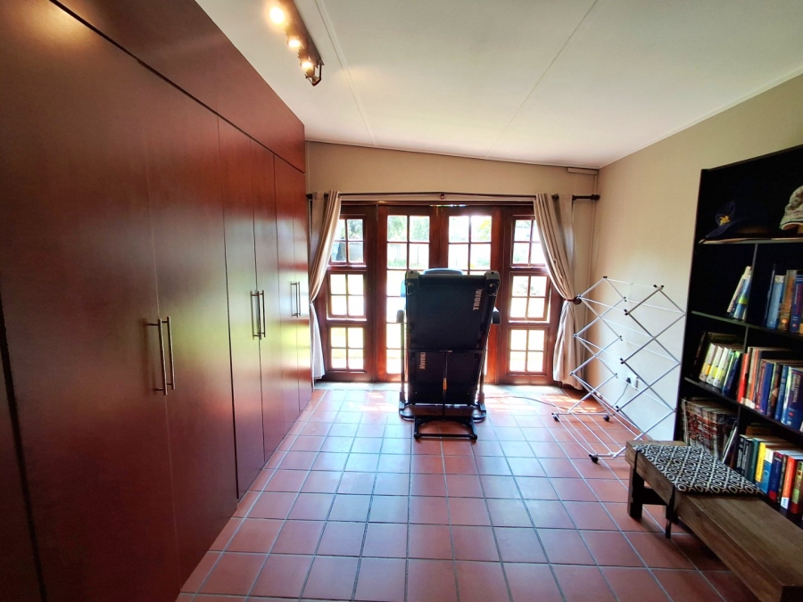 5 Bedroom Property for Sale in Sasolburg Ext 4 Free State